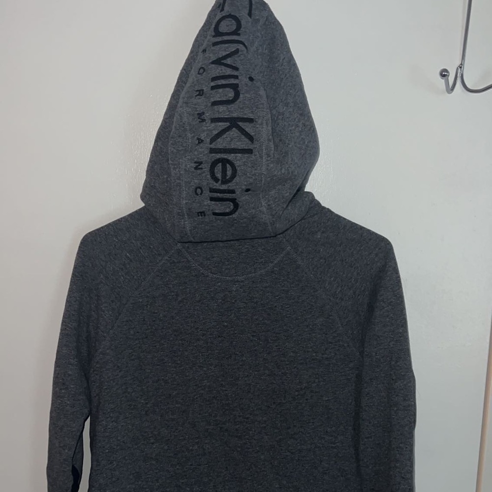 Gray cropped Calvin Klein hoodie